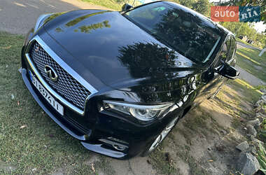 Седан Infiniti Q50 2015 в Полтаве