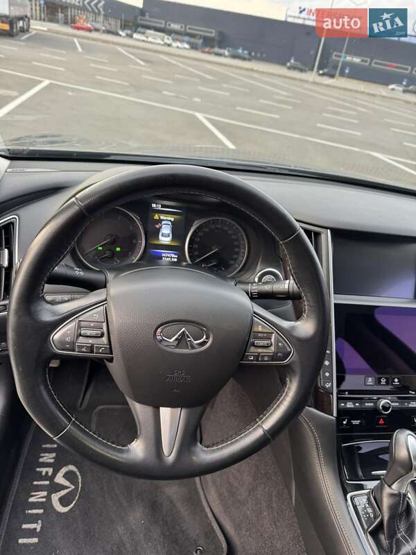 Седан Infiniti Q50 2014 в Дніпрі