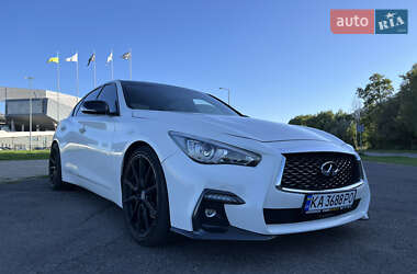 Седан Infiniti Q50 2017 в Львові