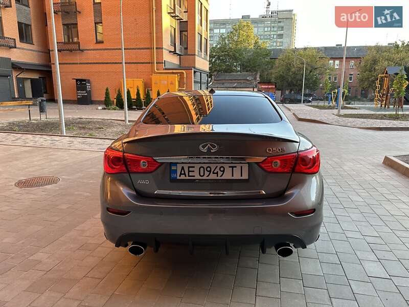 Седан Infiniti Q50 2017 в Дніпрі