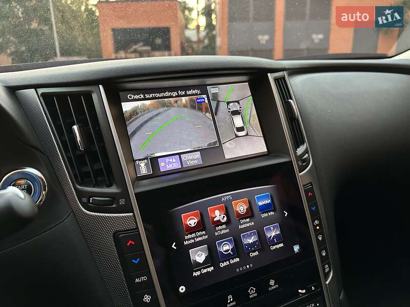 Седан Infiniti Q50 2017 в Дніпрі