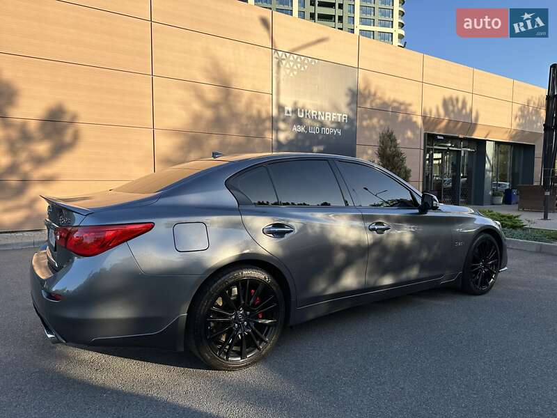 Седан Infiniti Q50 2017 в Дніпрі