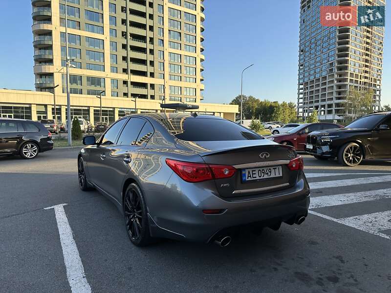 Седан Infiniti Q50 2017 в Дніпрі