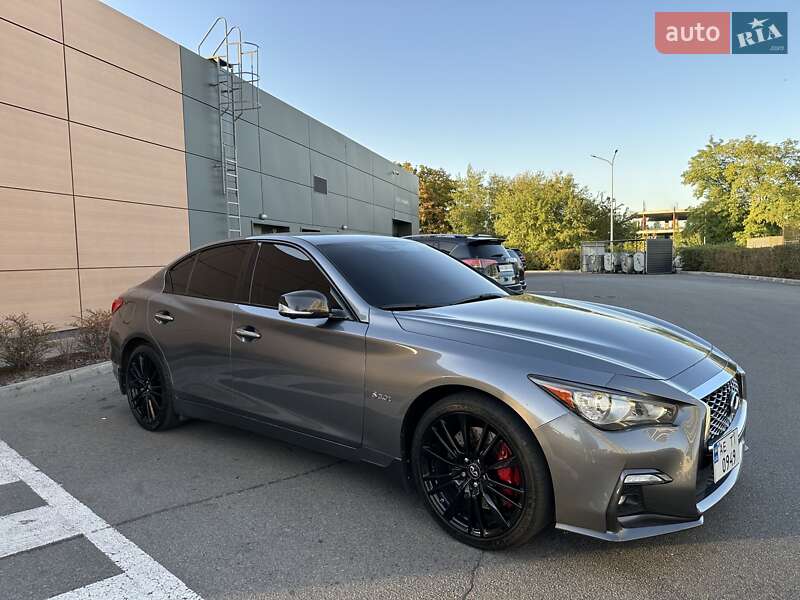 Седан Infiniti Q50 2017 в Дніпрі