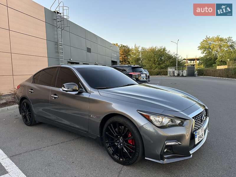 Седан Infiniti Q50 2017 в Дніпрі