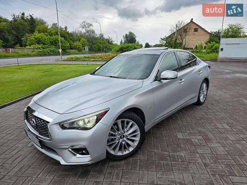 Infiniti Q50 2017