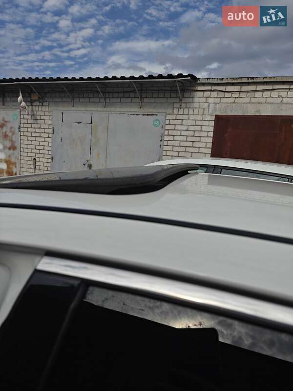 Седан Infiniti Q50 2017 в Киеве