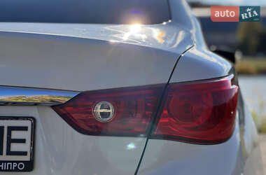 Седан Infiniti Q50 2016 в 