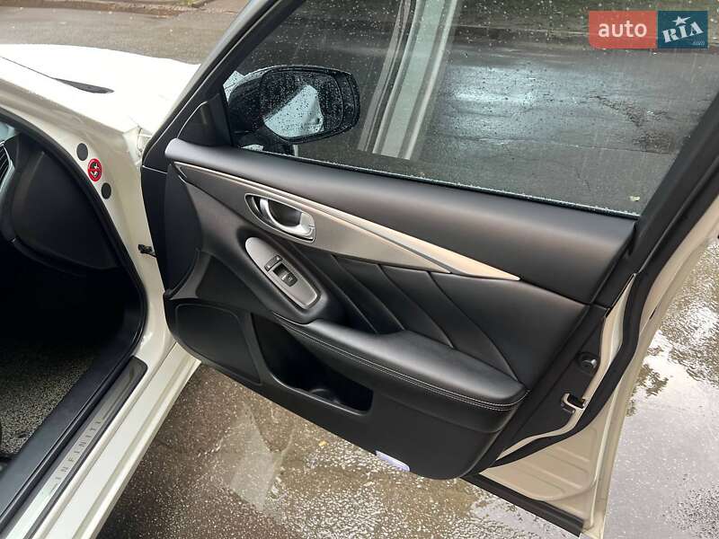 Седан Infiniti Q50 2015 в Харькове фото 17 Седан Infiniti Q50 2015 в Харькове