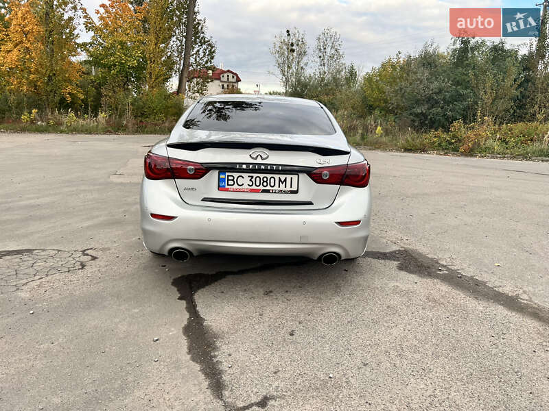 Седан Infiniti Q50 2015 в Львові