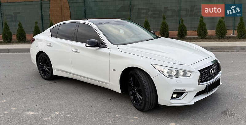 Седан Infiniti Q50 2018 в Киеве
