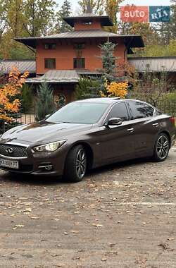 Седан Infiniti Q50 2014 в 