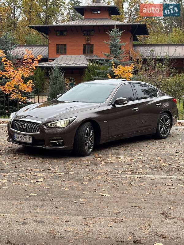 Седан Infiniti Q50 2014 в Киеве