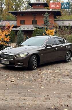 Седан Infiniti Q50 2014 в 
