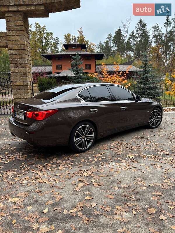 Седан Infiniti Q50 2014 в Киеве