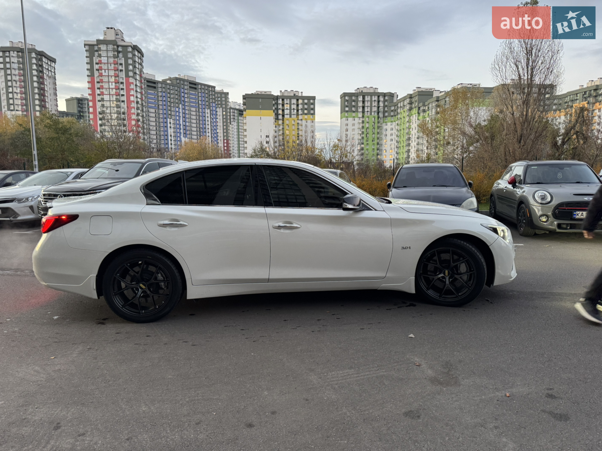 2017 Infiniti Q50 - мініатюра 6