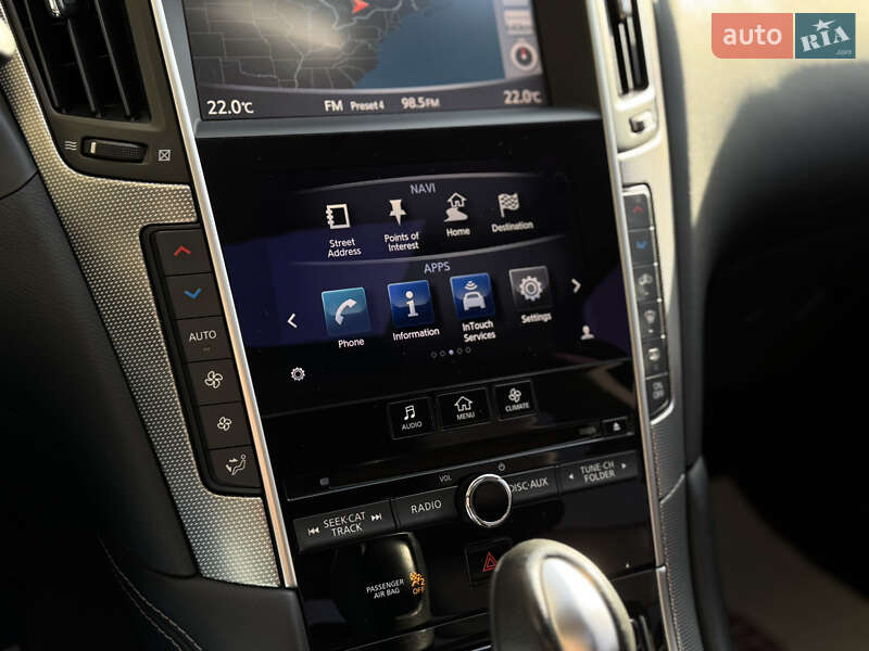 Седан Infiniti Q50 2017 в Киеве