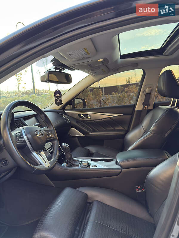 Седан Infiniti Q50 2019 в Киеве