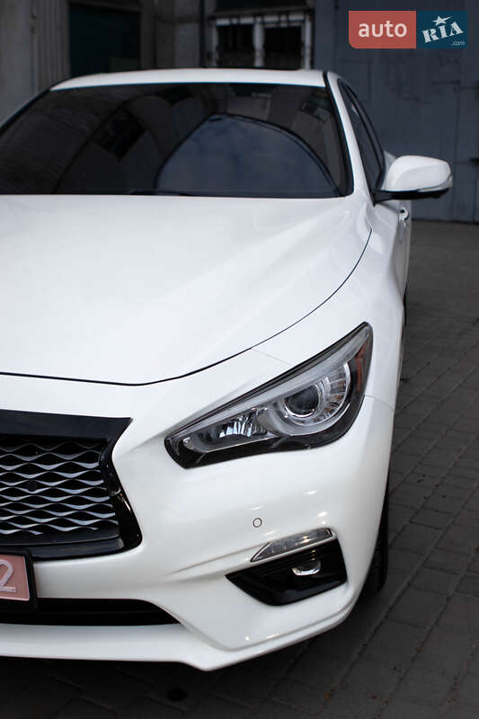 Седан Infiniti Q50 2020 в Львове