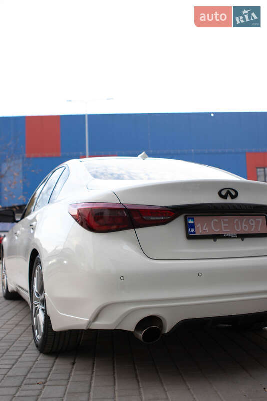 Седан Infiniti Q50 2020 в Львове