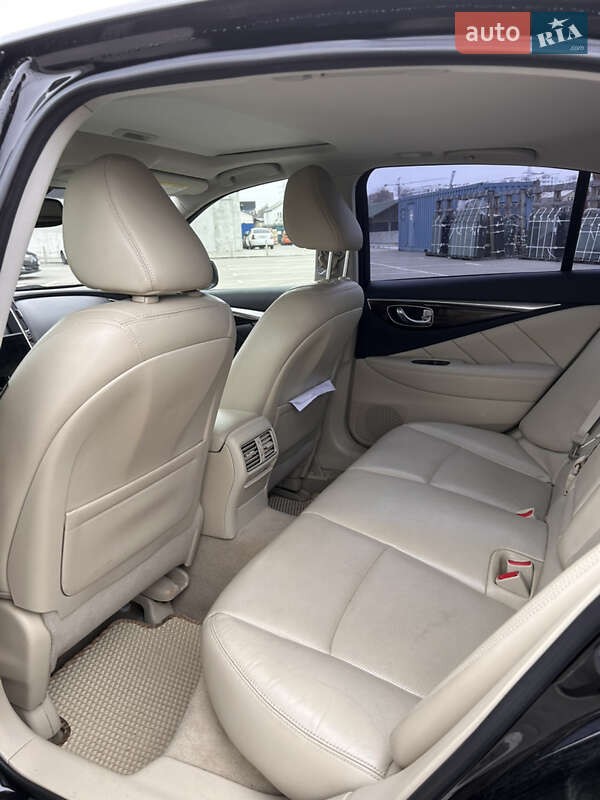 Седан Infiniti Q50 2016 в Ирпене фото 21 Седан Infiniti Q50 2016 в Ирпене