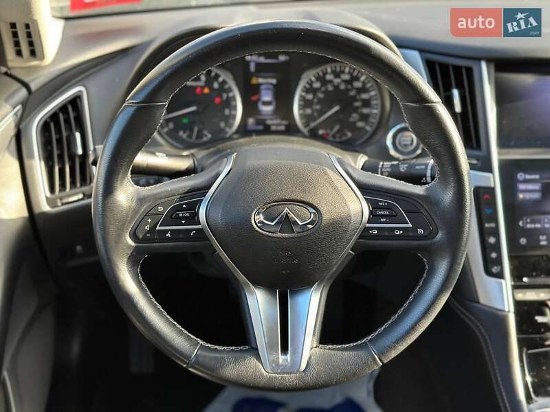 Седан Infiniti Q50 2019 в Луцке