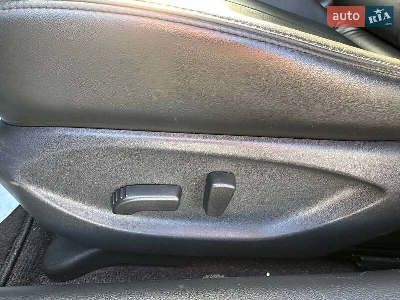 Седан Infiniti Q50 2019 в Луцке