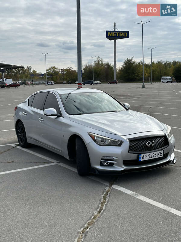 Седан Infiniti Q50 2014 в Запоріжжі