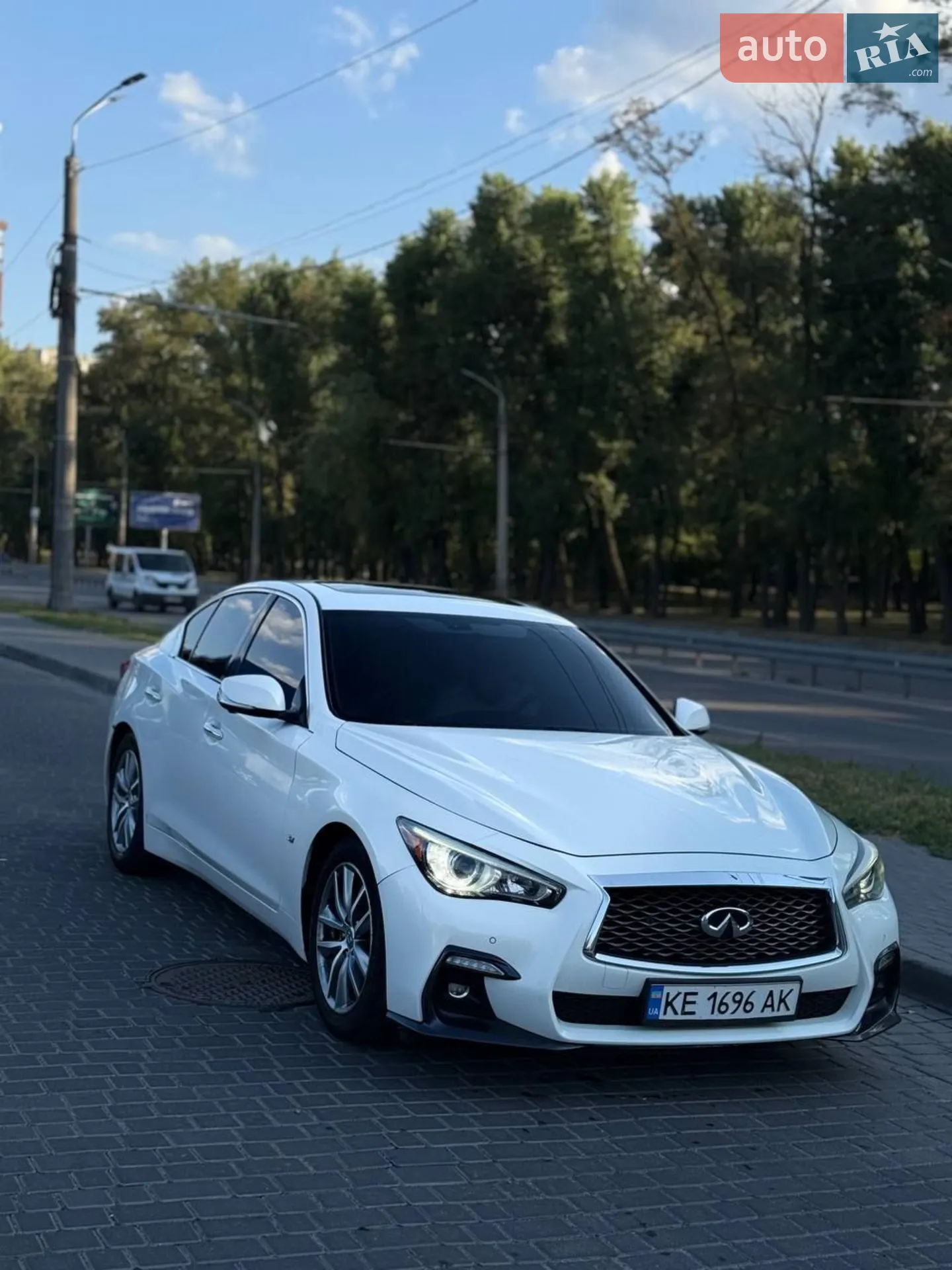 2015 Infiniti Q50 - мініатюра 10
