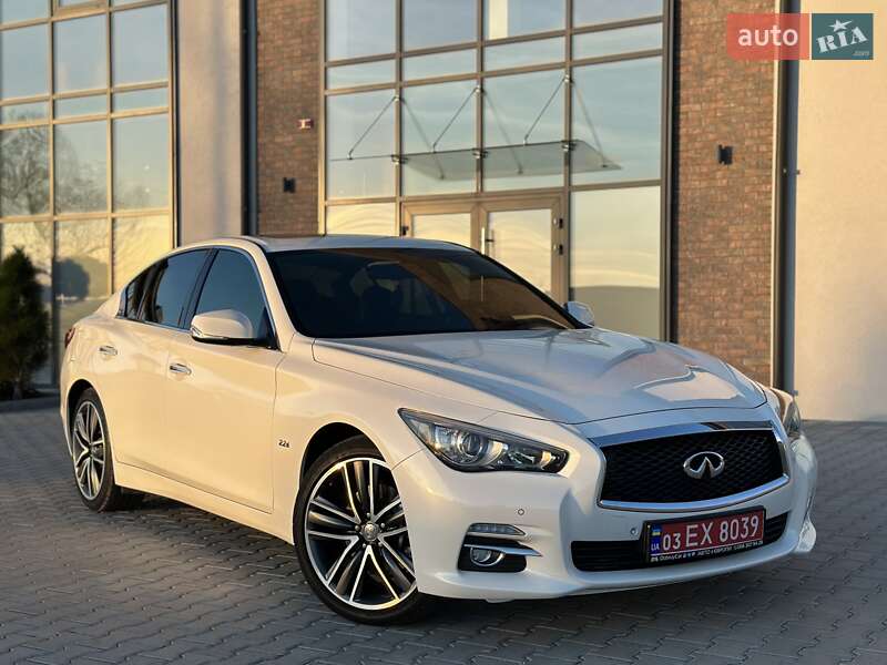 Седан Infiniti Q50 2016 в Тернополе фото Седан Infiniti Q50 2016 в Тернополе