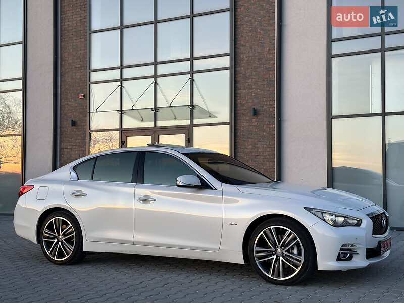 Седан Infiniti Q50 2016 в Тернополе фото 26 Седан Infiniti Q50 2016 в Тернополе