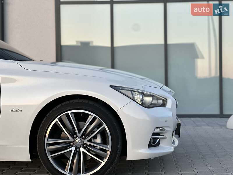 Седан Infiniti Q50 2016 в Тернополе фото 35 Седан Infiniti Q50 2016 в Тернополе