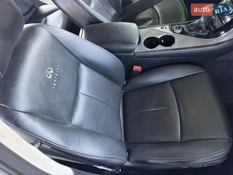 Седан Infiniti Q50 2015 в Одессе фото 22 Седан Infiniti Q50 2015 в Одессе