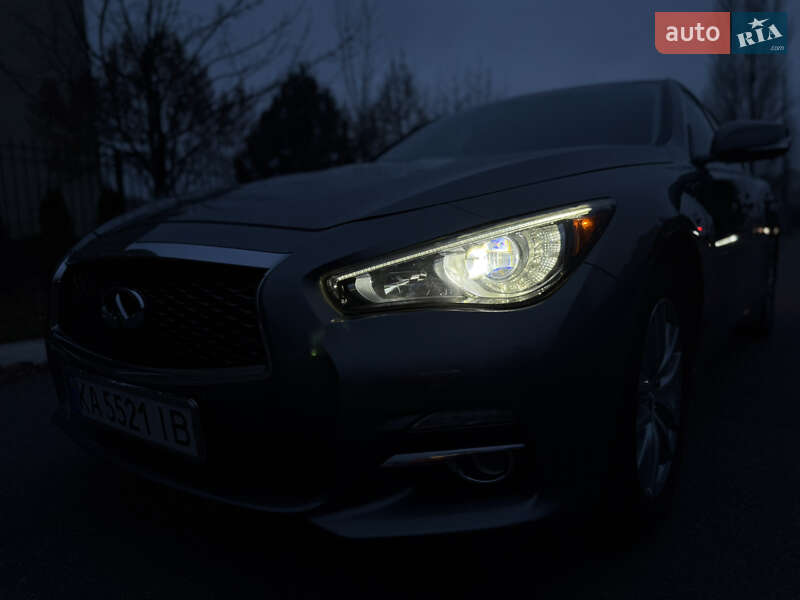 Седан Infiniti Q50 2016 в Киеве