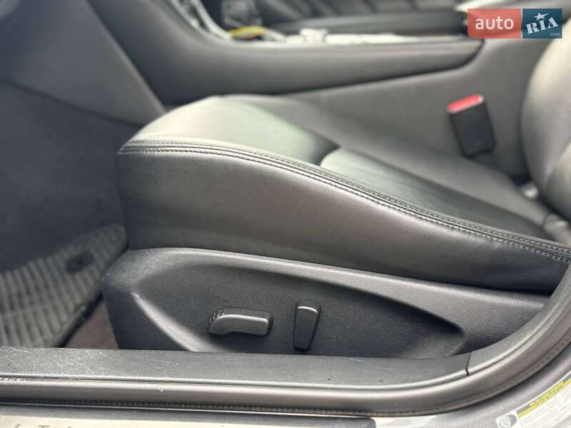 Седан Infiniti Q50 2017 в Києві фото 13 Седан Infiniti Q50 2017 в Києві