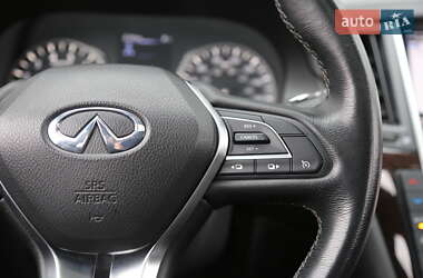Седан Infiniti Q50 2017 в Киеве