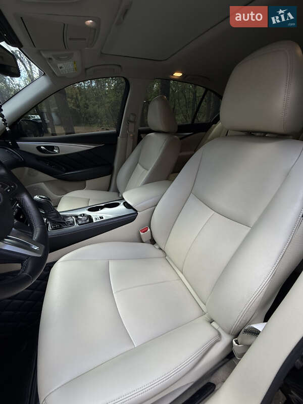 Седан Infiniti Q50 2019 в Києві