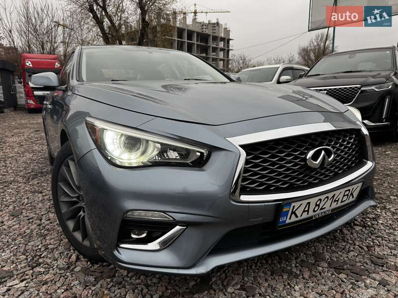Седан Infiniti Q50 2018 в Киеве