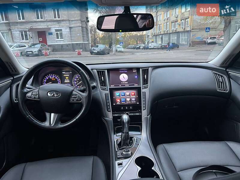Седан Infiniti Q50 2016 в Одессе фото 24 Седан Infiniti Q50 2016 в Одессе