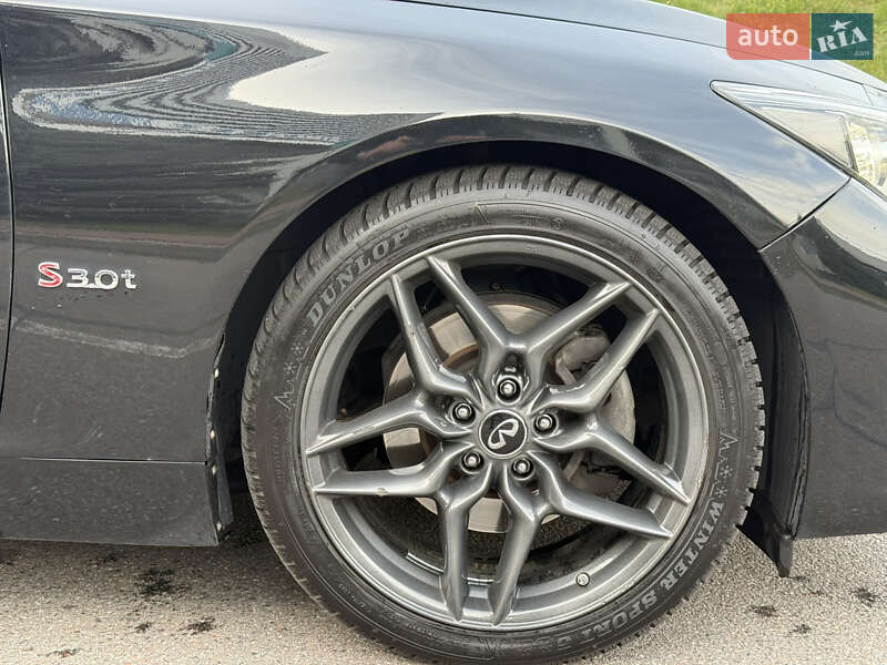 Седан Infiniti Q50 2016 в Киеве