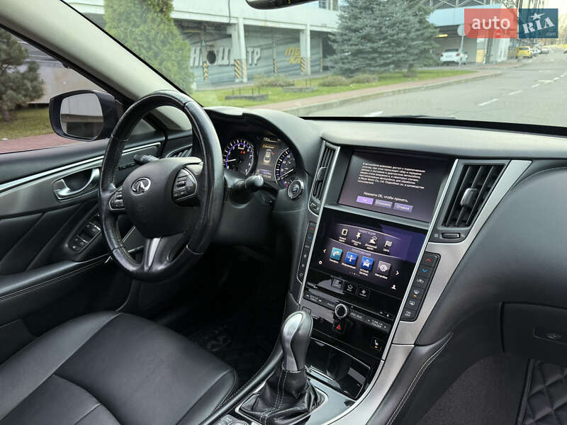 Седан Infiniti Q50 2016 в Киеве