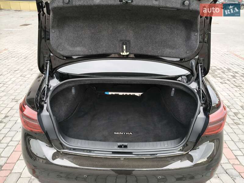 Седан Infiniti Q50 2020 в Ивано-Франковске