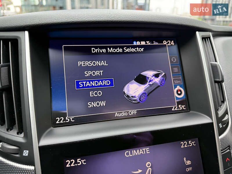 Седан Infiniti Q50 2014 в Киеве