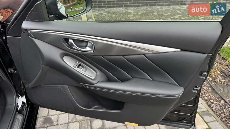 Седан Infiniti Q50 2021 в Киеве