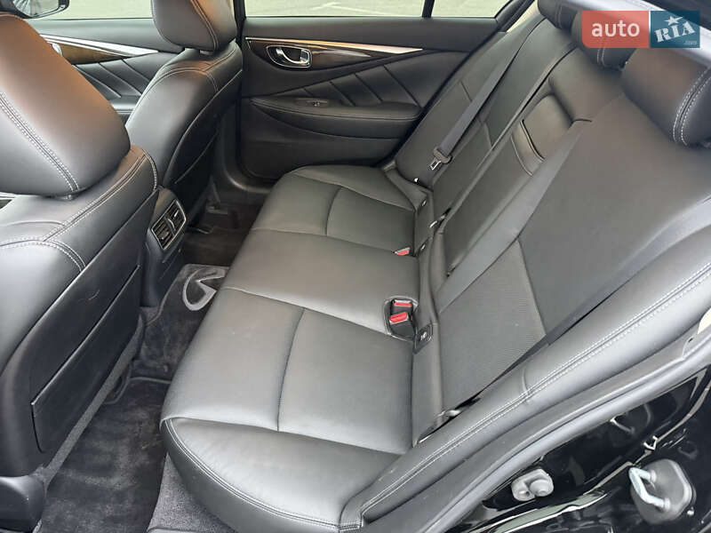 Седан Infiniti Q50 2019 в Киеве фото 28 Седан Infiniti Q50 2019 в Киеве