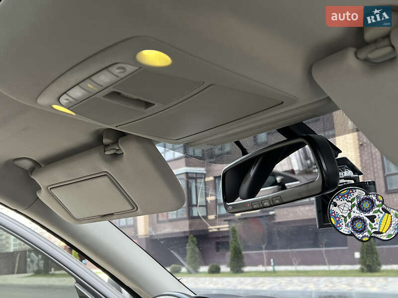 Седан Infiniti Q50 2014 в Чернигове фото 20 Седан Infiniti Q50 2014 в Чернигове