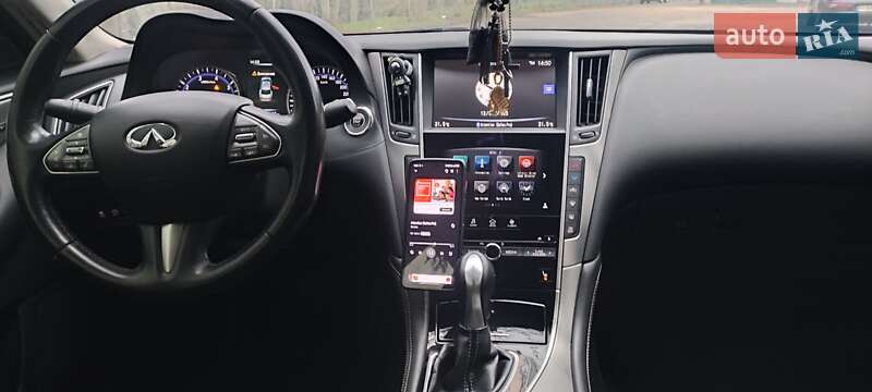 Седан Infiniti Q50 2016 в Києві