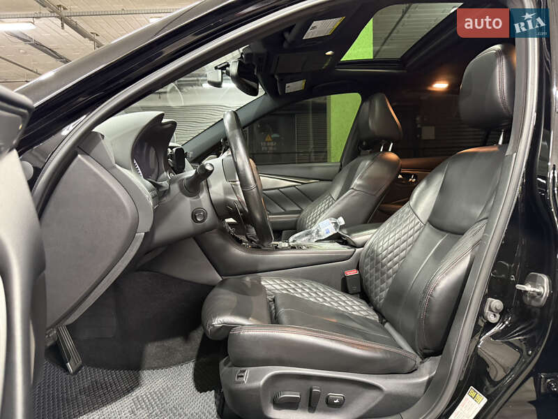 Седан Infiniti Q50 2018 в Киеве