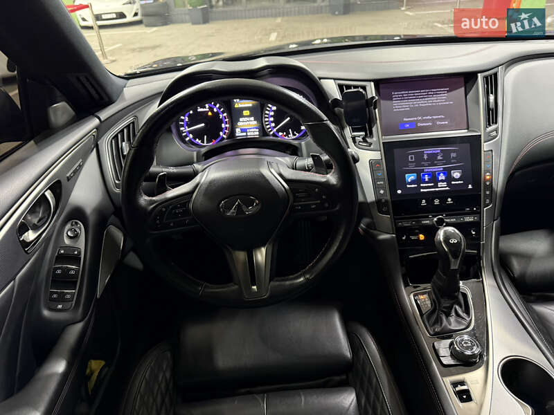 Седан Infiniti Q50 2018 в Киеве