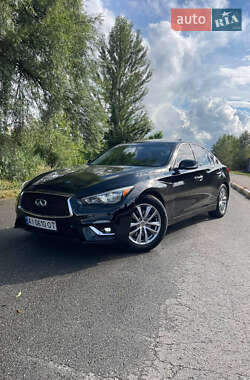Седан Infiniti Q50 2013 в Ірпені